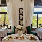 Bed & Breakfast Pomona