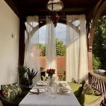 Pomona Bed & Breakfast