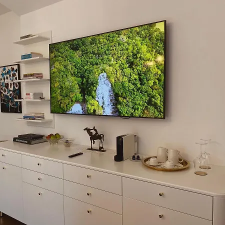 Bed & Breakfast Pomona 4*