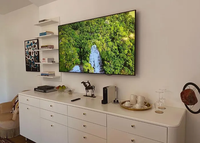 Oda ve Kahvaltı Pomona 4*