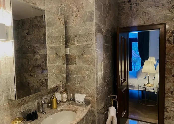 Pomona Oda ve Kahvaltı 4*