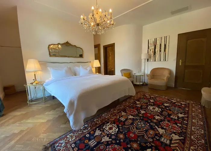 Oda ve Kahvaltı Pomona 4*