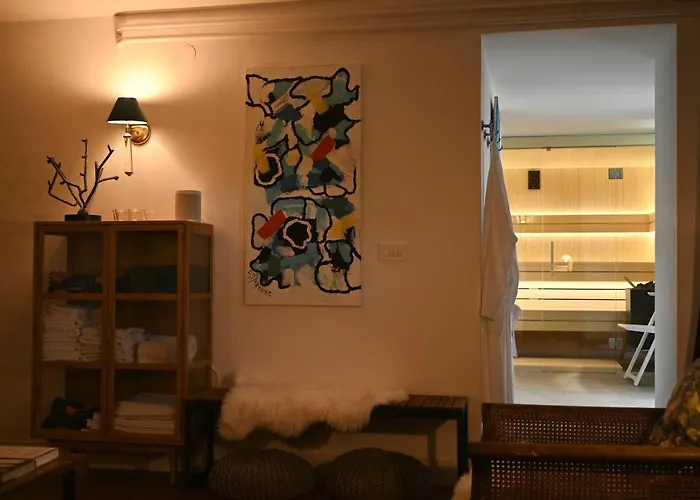 Oda ve Kahvaltı Pomona 4*